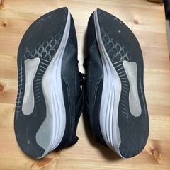 スニーカー　25cmの画像