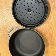 ストウブ ココットラウンドシャロー26 cmの画像