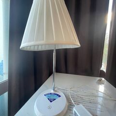 ◆◆LEDタッチセンサーライト◆◆　目に優しい暖色で寝室にお薦めの画像