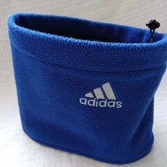 adidas　ネックウォーマー ☆ ドローコード付き・ジュニア用の画像