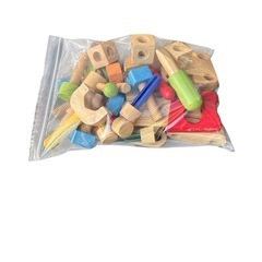 指先知育玩具★I'm TOY  カーペンターテーブルの画像