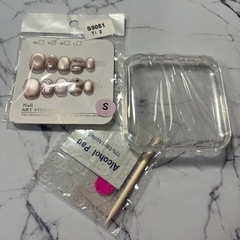 海外のハンドメイドネイルチップSサイズの画像