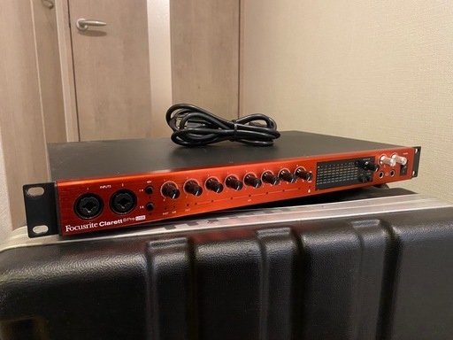 Focusrite Clarett 8pre USB フォーカスライト