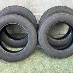 BRIDGESTONE BLIZZAK DM-V3 スタッドレス 175/80R16 4本セットの画像