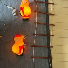 12/20まで　
LEDイルミネーション　2体しか無いサンタクロースの画像