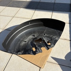 JB23Wジムニー　リアタイヤカバーの画像