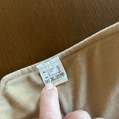 テーブルランナー　花柄　タッセル飾りの画像