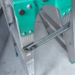 KV-90 脚立の画像