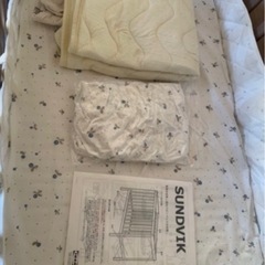 IKEA ベビーベッドの画像