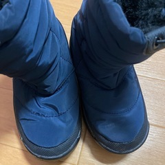 ウィンターブーツ　スパイク付き　スノーブーツ　ネイビーの画像