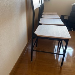 ダイニング椅子4個セットの画像
