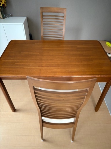 20%オフ！伸縮可能ダイニングテーブル