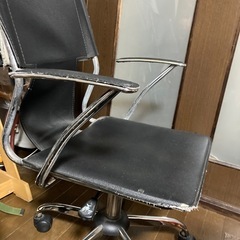 椅子　事務用回転椅子の画像