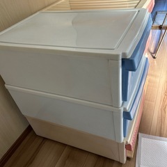 引出し型の収納ケース
の画像