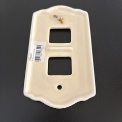 2穴　スイッチプレート　陶器の画像
