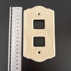 2穴　スイッチプレート　陶器の画像
