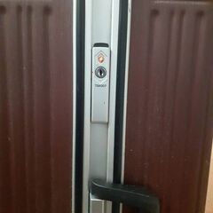 旅行用スーツケース🧳無料‼️でも、訳ありです。の画像