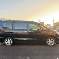 日産　セレナの画像