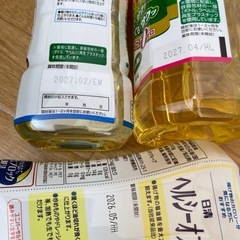 ①食用油と醤油の画像