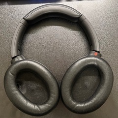 ソニー ワイヤレスノイズキャンセリングステレオヘッドセット WH-1000XM4の画像