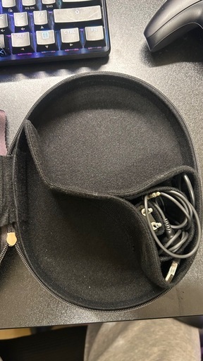 ソニー ワイヤレスノイズキャンセリングステレオヘッドセット WH-1000XM4