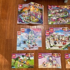 レゴ LEGOアナ雪お城Friends遊園地 赤いバケツ パーツ多数ケース入 　の画像