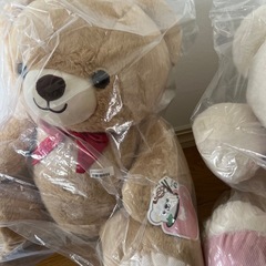 くまの可愛い大きなぬいぐるみ　の画像