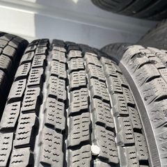 ヨコハマタイヤ145/80-12スタッドレスの画像