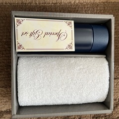 贈答品　ステンレスボトル＆タオル　箱ありの画像