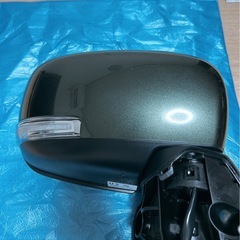 ※激安※スペーシア MK94S 右ドアミラー クールカーキパールメタリック の画像