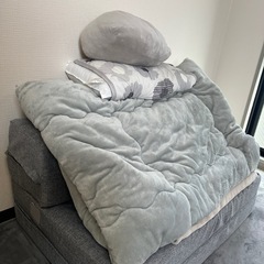 【まとめて引き取り希望】ほぼ未使用品多め！寮で月1利用の家具家電セットお譲りします｜12/19引き渡しの画像