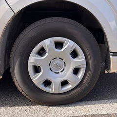 8型ハイエース　純正タイヤホイール4本セット　2025年製　195/80R15の画像