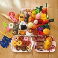 ハンドメイド 木製キッチン おもちゃ　おままごとセットの画像