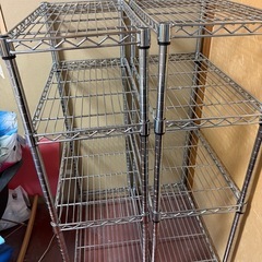 棚1台２０００円まとめて2台で３５００円です の画像