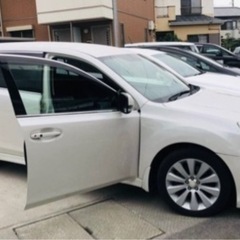 スバルレガシィの画像