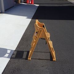 1209-42　ベビーチェアの画像
