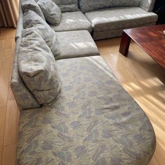 カリモク・カウチソファL字型4P➕クッションの画像