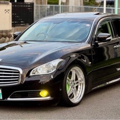 日産 シーマ サンルーフ付き WORK製21インチアルミホイール TEIN車高調の画像