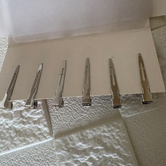 ①CHANELノベルティヘアピンの画像