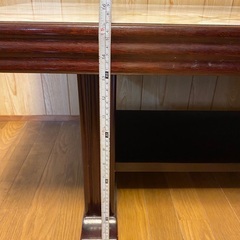 ローテーブル、幅約150cmの画像