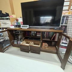 テレビボードの画像