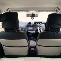 トヨタ　アクア　の画像