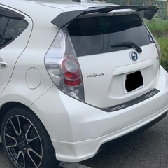 トヨタ　アクア　の画像