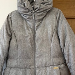 着用2回）女優襟　エスパスデカルマ（espace de calma）ダウンコート9号　の画像