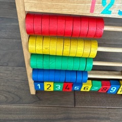 知育おもちゃの画像