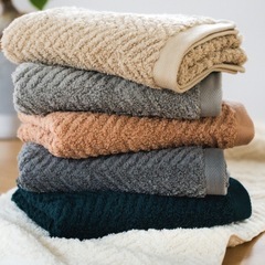 使っていない無地のタオルあればください！