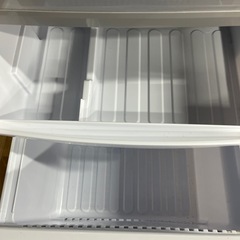 【美品】SHARP シャープ⭐︎ノンフロン冷凍冷蔵庫167L SJ-D17F-S シルバー系 2020年式の画像