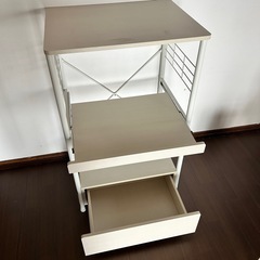 【お引き渡し決定】ホワイト　3段スチールラックの画像
