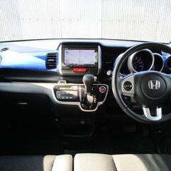 誰でも車が買える次世代低与信ローン専門店／ 安心の１年保証付き 距離無制限！中古車販売 カーメル福島本店 平成２7年 ホンダ　Ｎ－ＢＯＸ　カスタム　ＧターボＬパッケージ　　33000㌔の画像