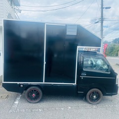 キッチンカーの画像